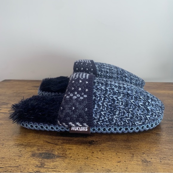 𝅺MUK LUKS Dark Sapphire Fritzie Slipper Women’s slip on Size Small NWOT - Picture 6 of 10